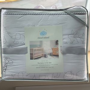 Nursery crib set cloud island
